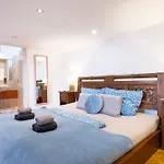 Cedar Inn Budapest - Palace District
